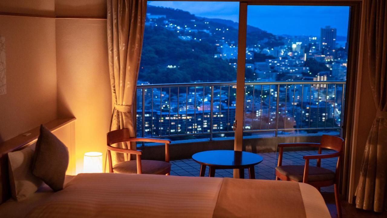 Kamenoi Hotel Atami Atami  Exteriör bild